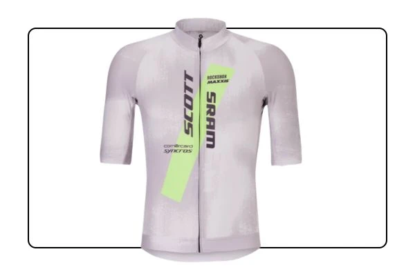 Abbigliamento sotto €100 